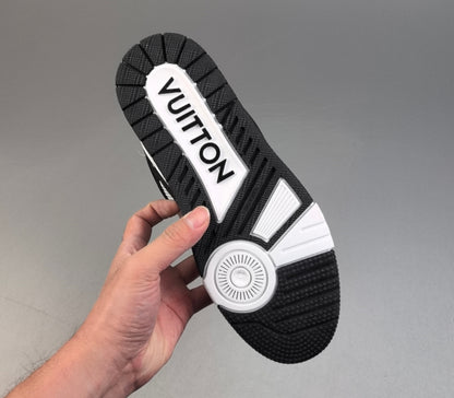 Louis Vuitton Skate Black and White