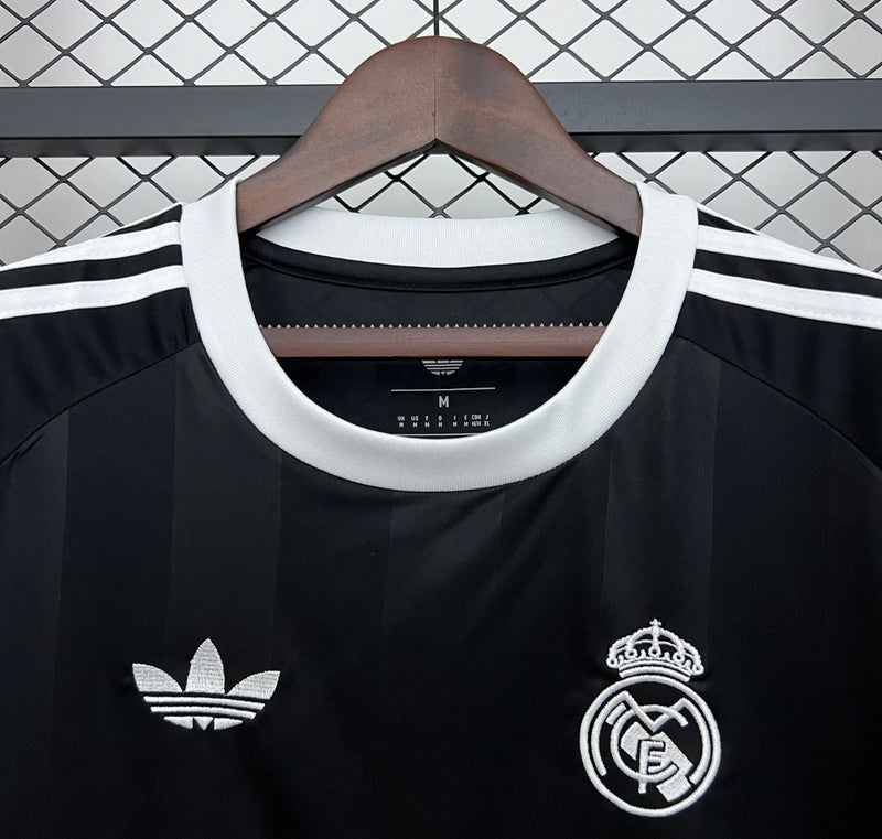 Real Madrid football shirt 25/26 (Fan version)