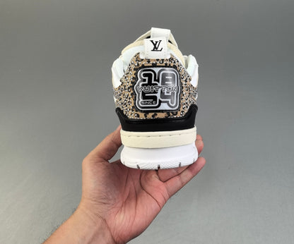 Louis Vuitton Skate Beige, black and white